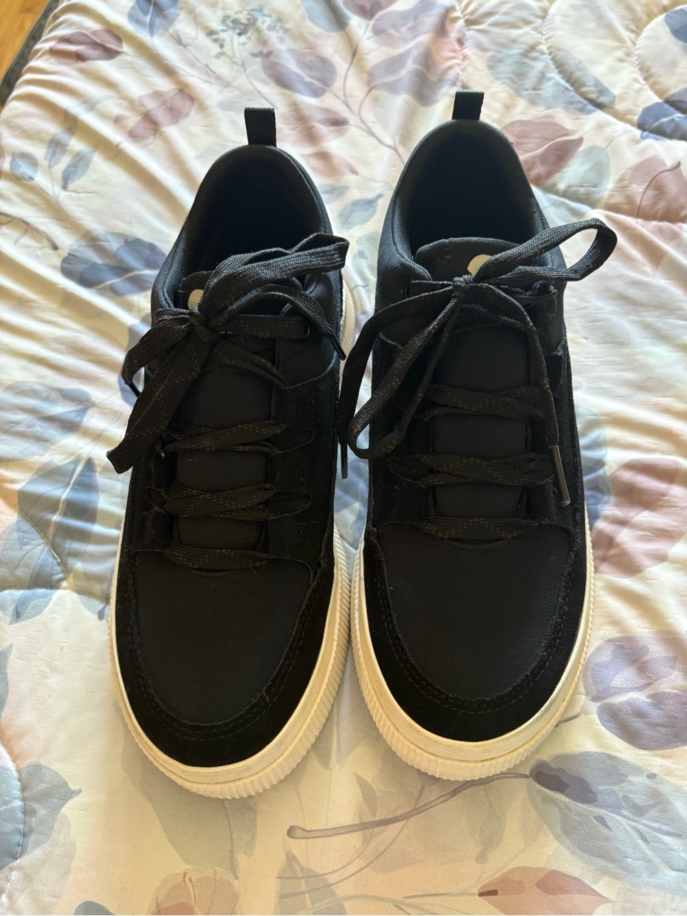 Sorel Women’s Black Low-Top Casual Sneakers